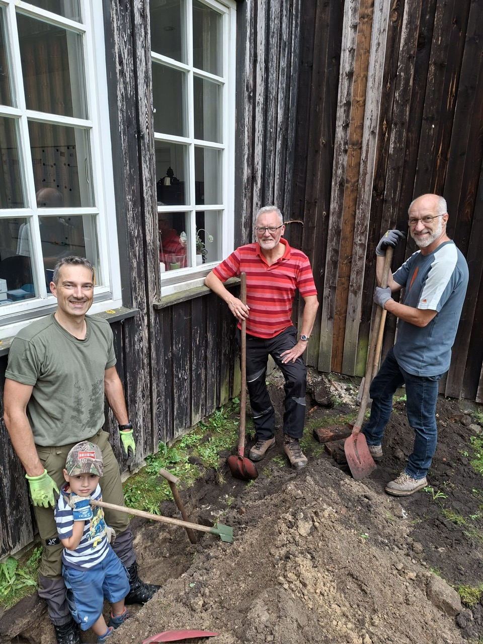 Schacht ausgehoben für Regenwasser